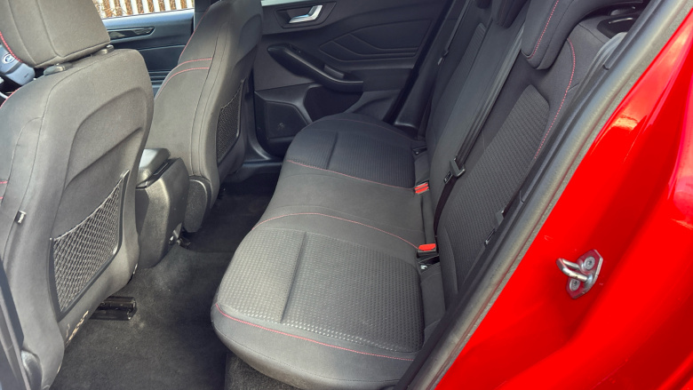 Ford Focus 1.0 EcoBoost 125 ST-Line 5dr Petrol Hatchback